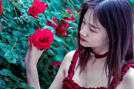 铁路暑运旅客发送量突破两亿人次